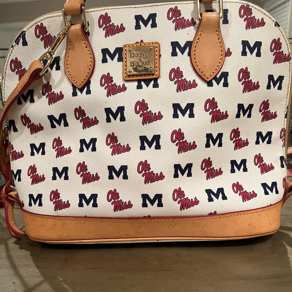 Dooney & Bourke handbag